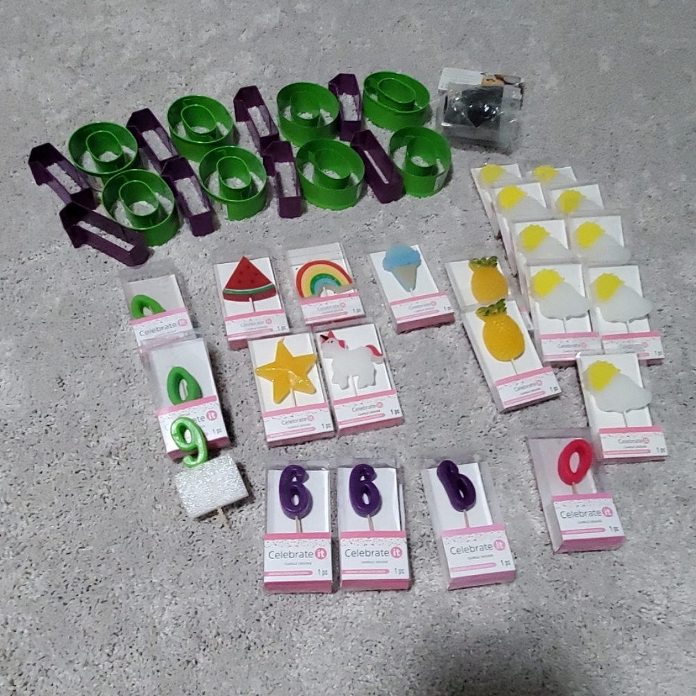 ASSORTED CANDLES AND COOKIE CUTTERS